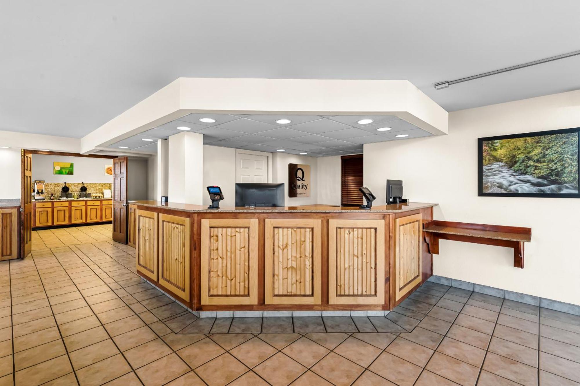 Quality Inn & Suites At Dollywood Lane Pigeon Forge Exterior foto