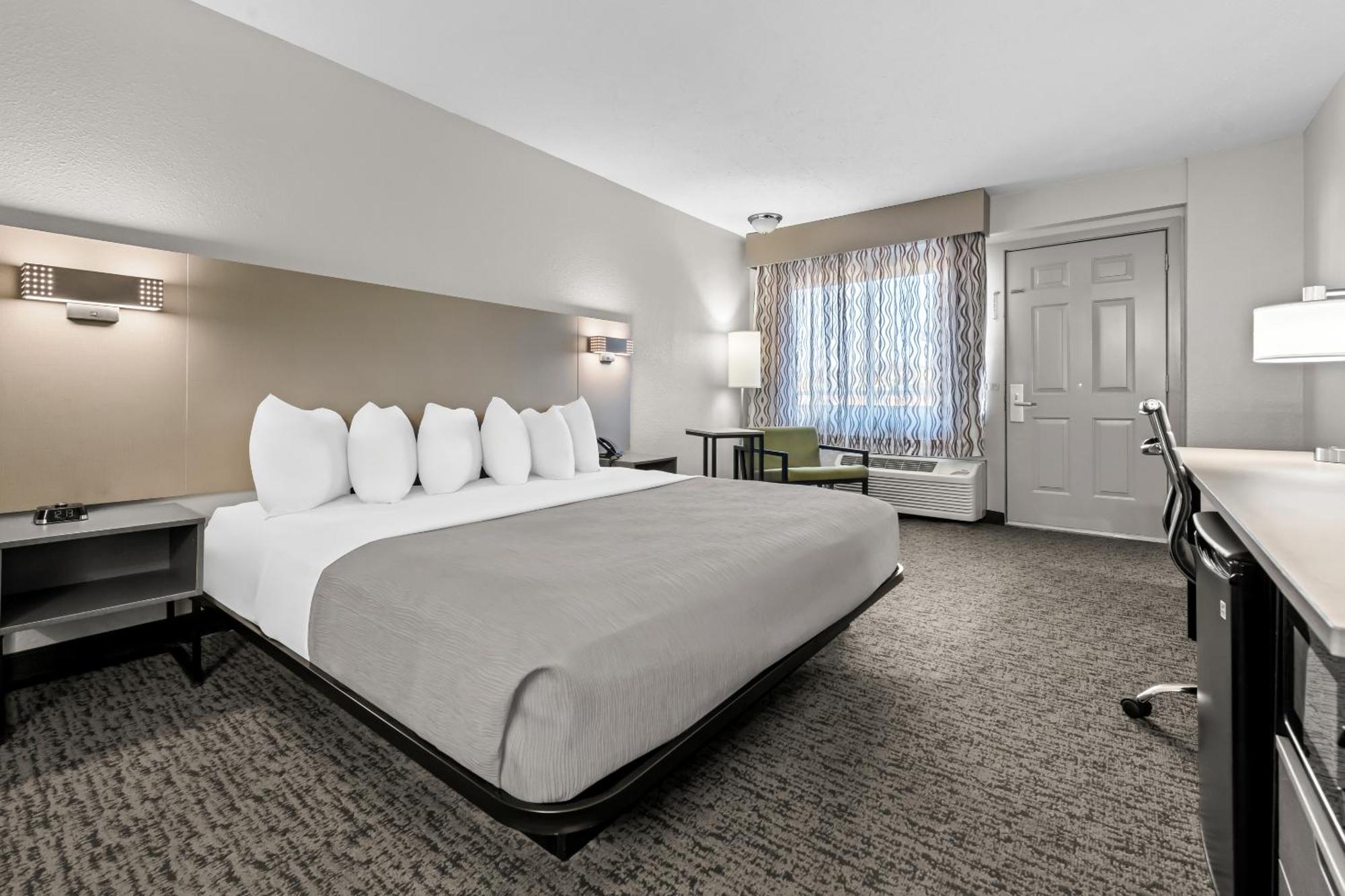 Quality Inn & Suites At Dollywood Lane Pigeon Forge Exterior foto
